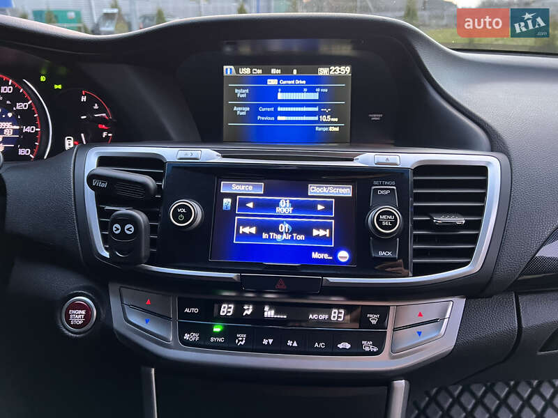 Купе Honda Accord 2012 в Малине