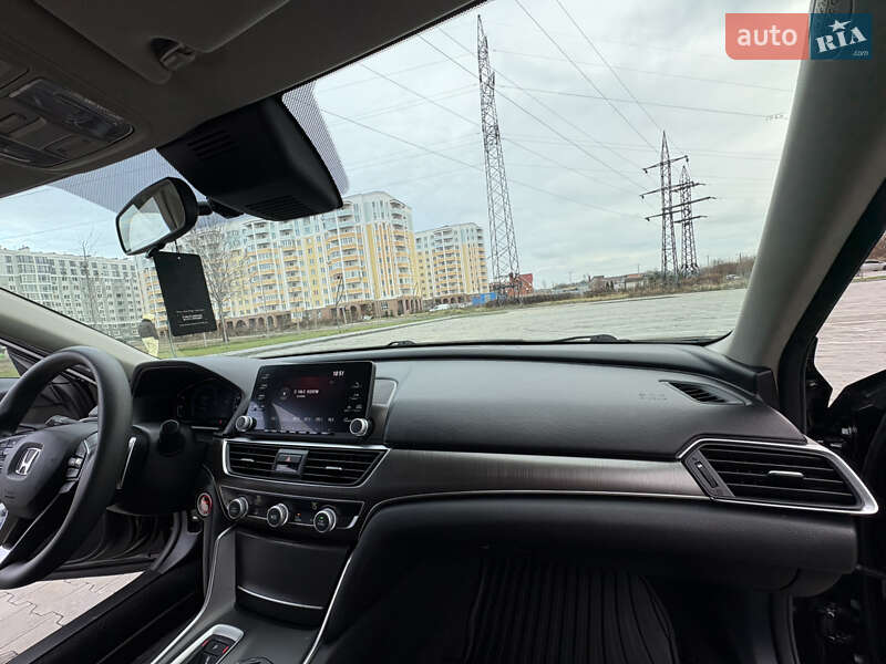 Седан Honda Accord 2020 в Буче