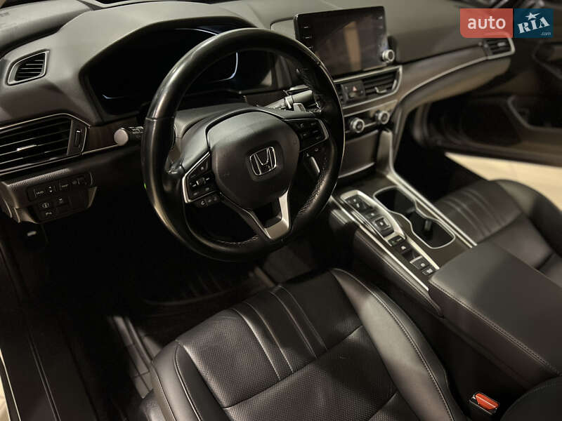 Седан Honda Accord 2021 в Одессе