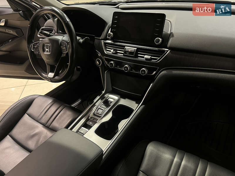 Седан Honda Accord 2021 в Одессе