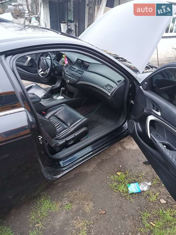 Купе Honda Accord 2008 в Новомосковську