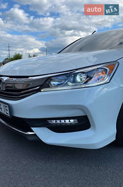 Седан Honda Accord 2016 в Києві