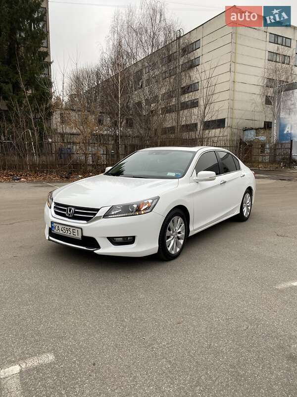 Седан Honda Accord 2015 в Киеве фото 5 Седан Honda Accord 2015 в Киеве