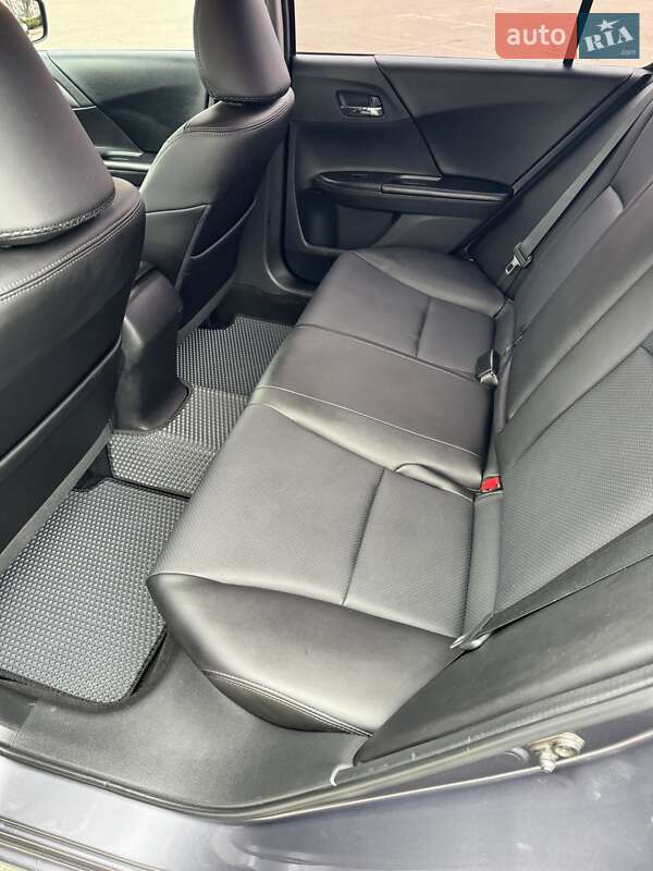 Седан Honda Accord 2015 в Киеве фото 19 Седан Honda Accord 2015 в Киеве