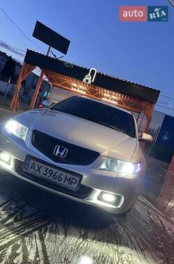 Седан Honda Accord 2005 в Харькове