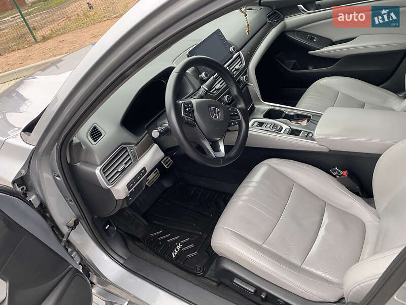 Седан Honda Accord 2017 в Житомире