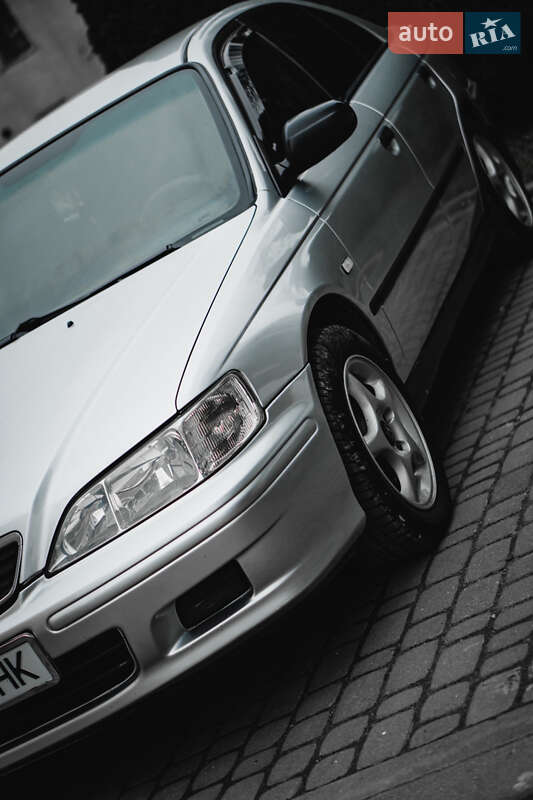 Седан Honda Accord 1999 в Городенці