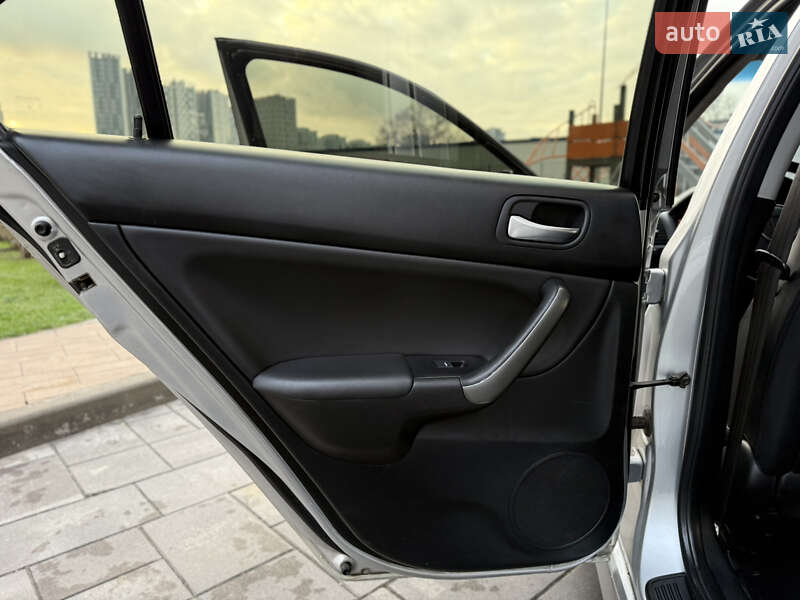 Седан Honda Accord 2006 в Киеве фото 61 Седан Honda Accord 2006 в Киеве