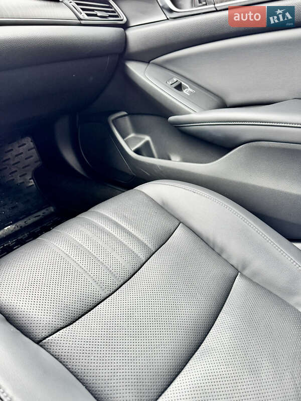 Седан Honda Accord 2018 в Одесі