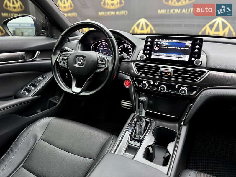 Седан Honda Accord 2020 в Киеве