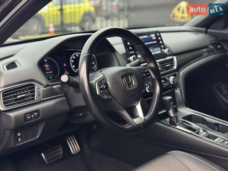Седан Honda Accord 2020 в Киеве