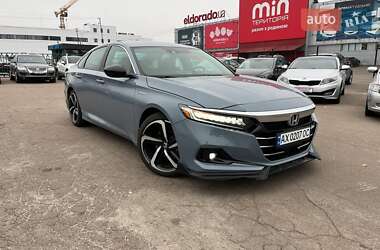 Седан Honda Accord 2022 в Киеве