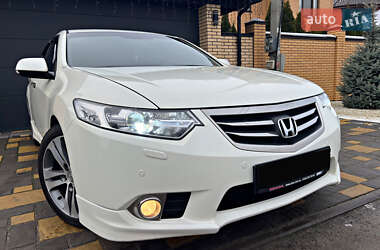 Седан Honda Accord 2011 в Києві