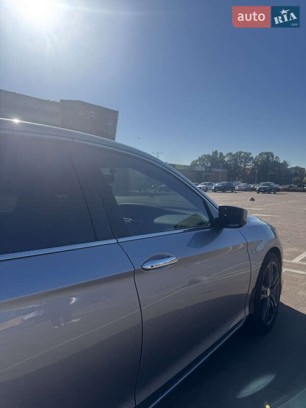 Седан Honda Accord 2017 в Житомирі