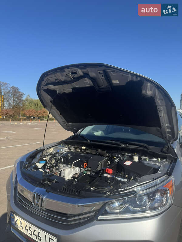 Седан Honda Accord 2017 в Житомирі