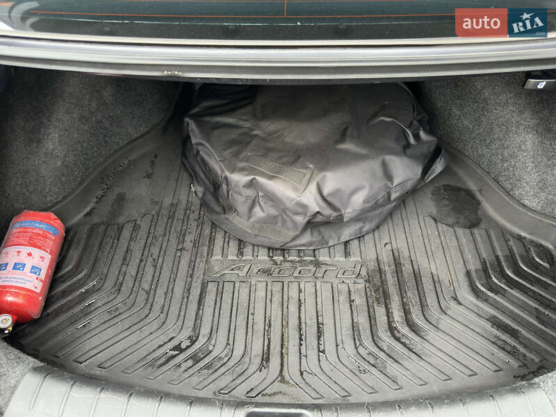 Купе Honda Accord 2013 в Киеве фото 41 Купе Honda Accord 2013 в Киеве