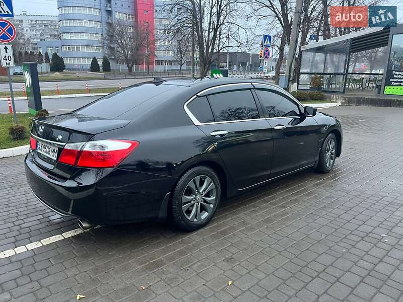 Седан Honda Accord 2014 в Харкові
