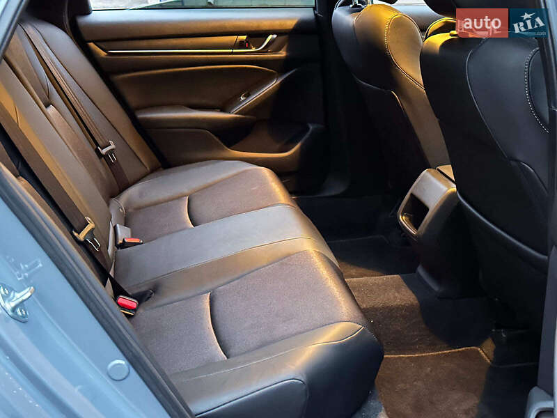 Седан Honda Accord 2022 в Одесі