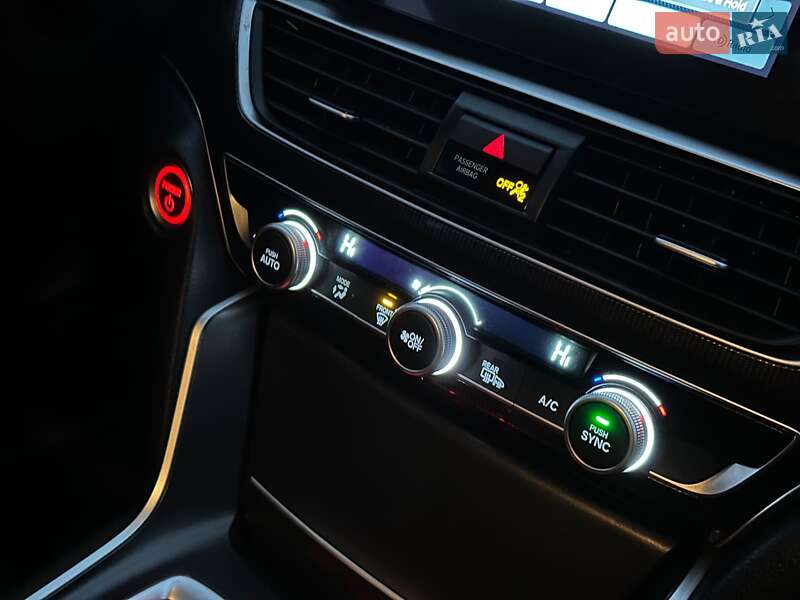 Седан Honda Accord 2022 в Одесі