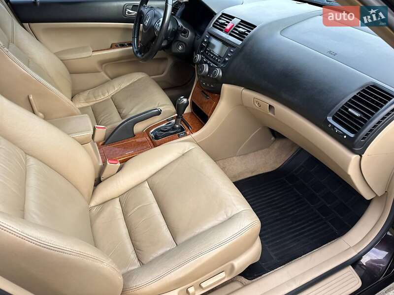 Седан Honda Accord 2006 в Харькове