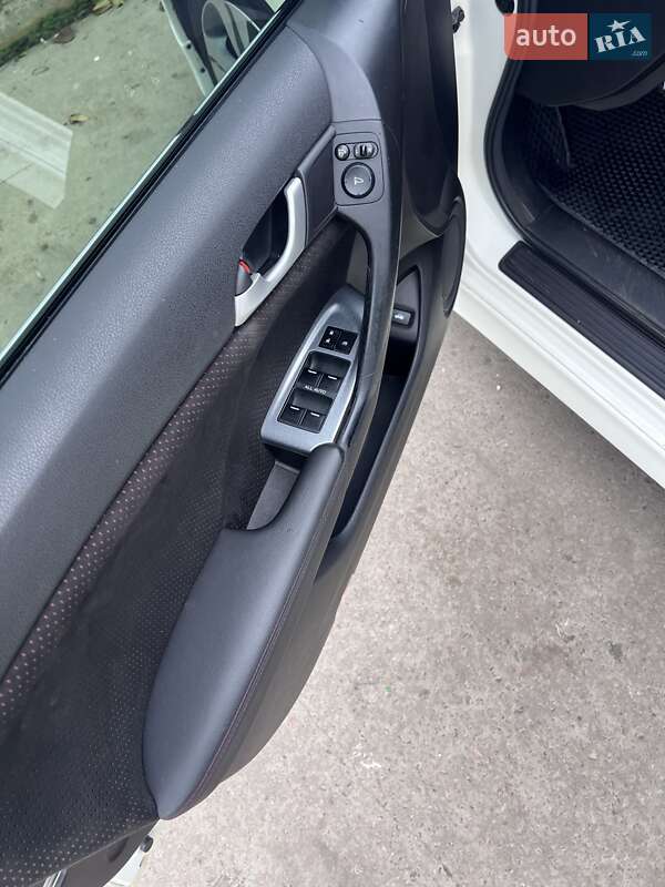 Седан Honda Accord 2011 в Херсоні