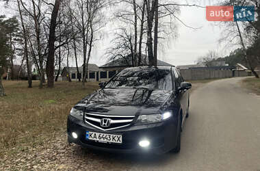 Седан Honda Accord 2006 в Чернигове