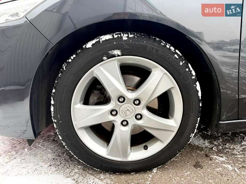 Седан Honda Accord 2011 в Києві