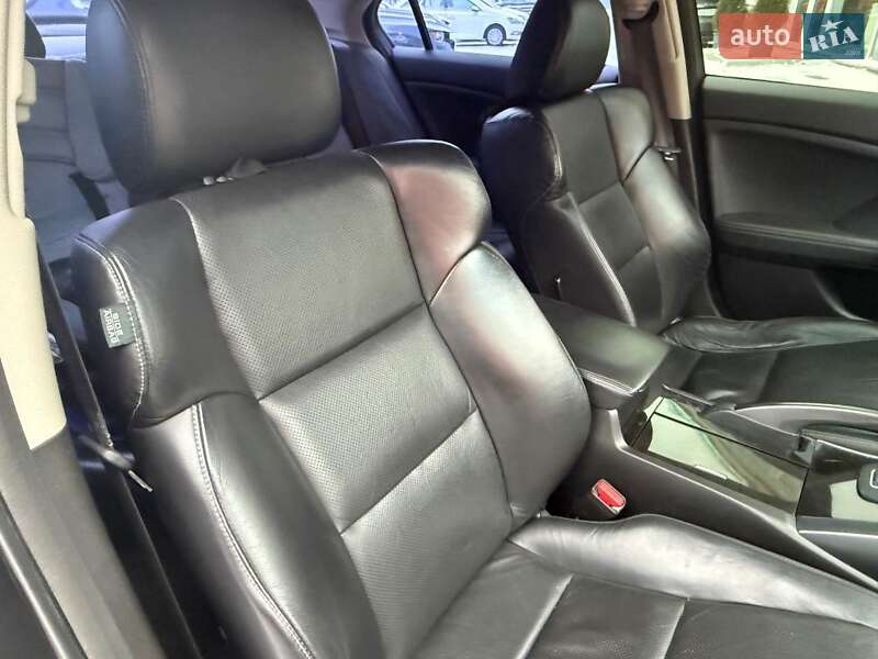 Седан Honda Accord 2011 в Києві