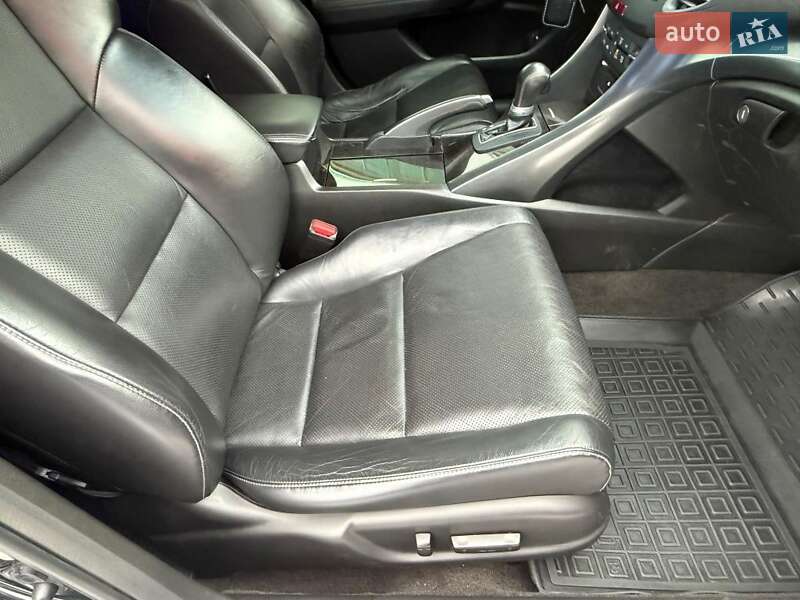 Седан Honda Accord 2011 в Києві