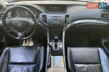 Седан Honda Accord 2012 в Черкасах