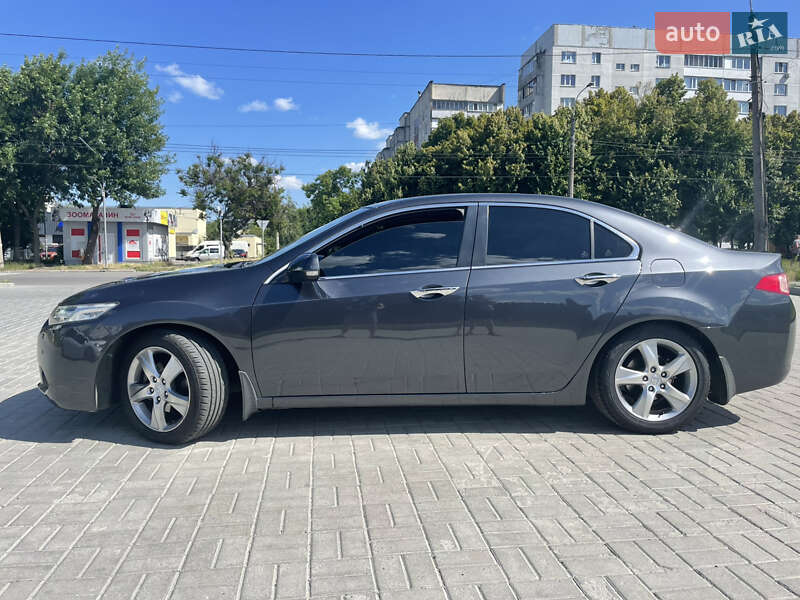 Седан Honda Accord 2012 в Черкасах