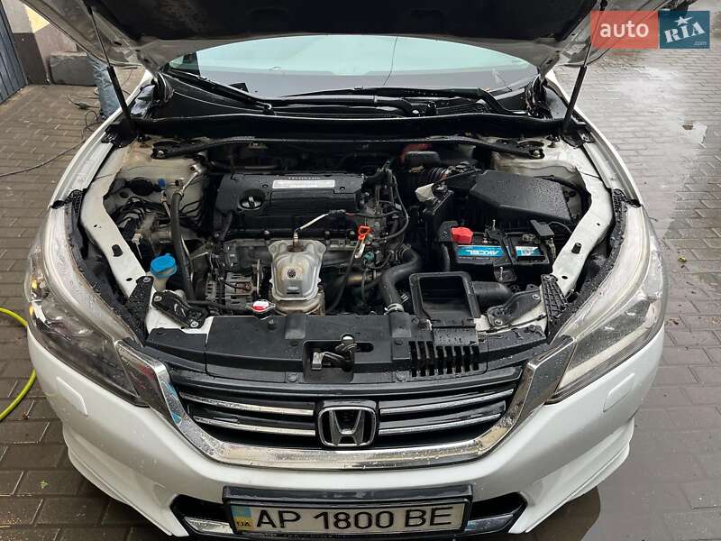 Седан Honda Accord 2013 в Запоріжжі