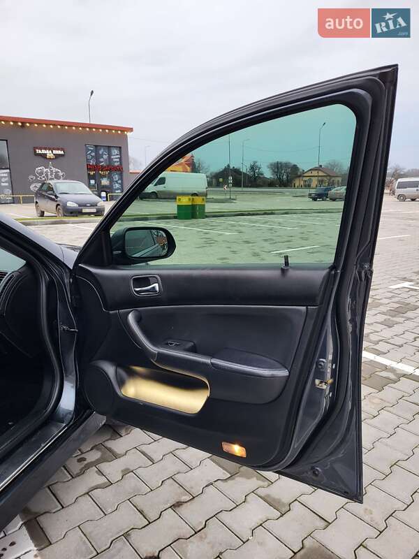 Седан Honda Accord 2006 в Тернополі