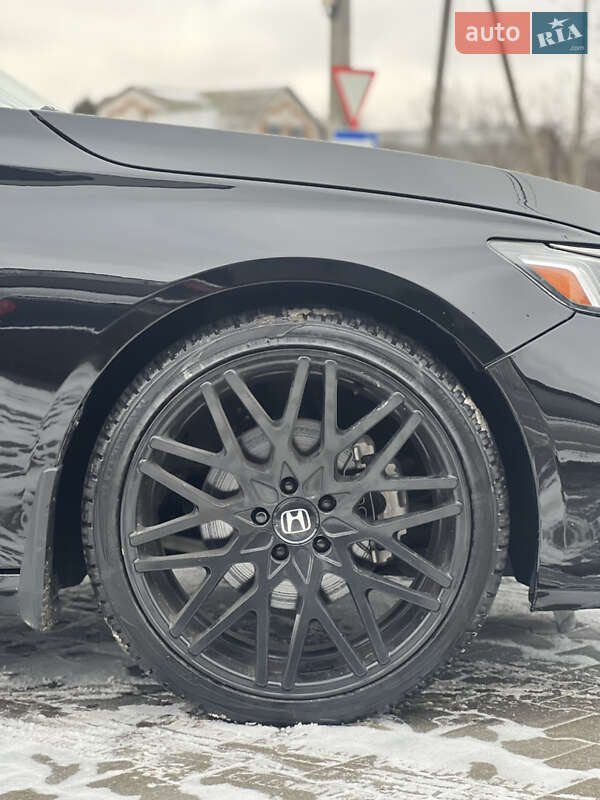 Седан Honda Accord 2022 в Вінниці