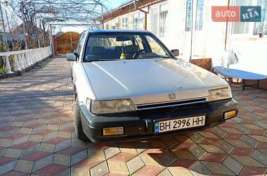 Седан Honda Accord 1987 в Кілії