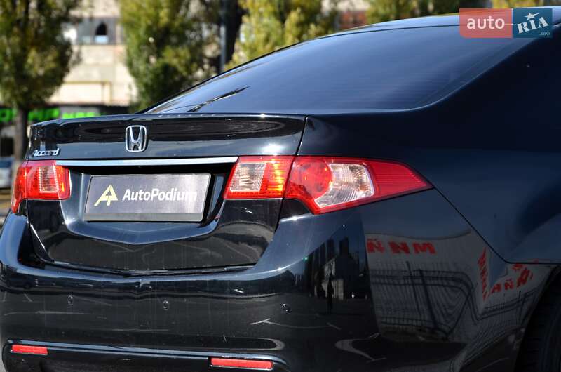Седан Honda Accord 2012 в Києві