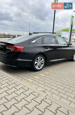 Седан Honda Accord 2018 в Софіївській Борщагівці