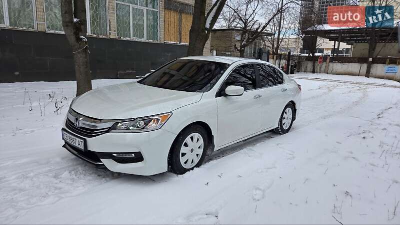 Седан Honda Accord 2017 в Киеве