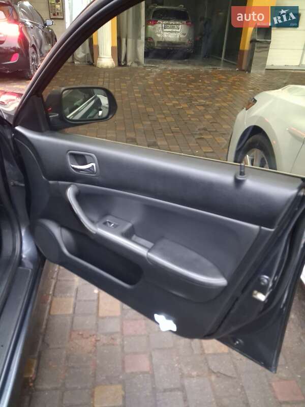 Седан Honda Accord 2006 в Одессе