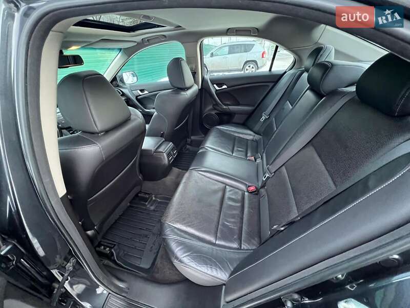 Седан Honda Accord 2011 в Киеве