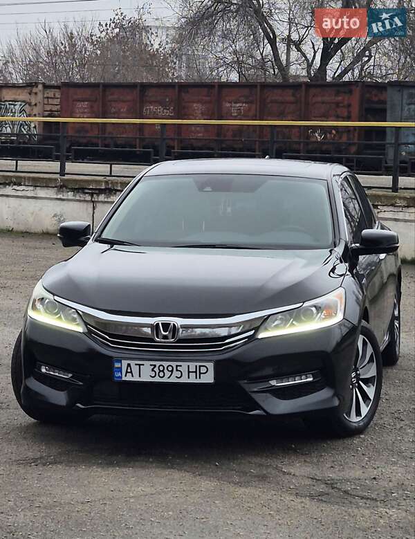 Седан Honda Accord 2016 в Днепре фото 8 Седан Honda Accord 2016 в Днепре