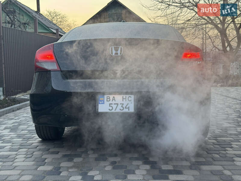 Купе Honda Accord 2012 в Кропивницком