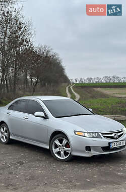 Седан Honda Accord 2006 в Смеле
