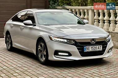 Седан Honda Accord 2018 в Одессе