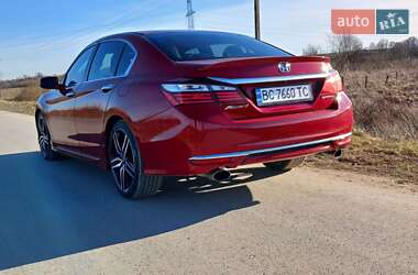 Седан Honda Accord 2016 в Дрогобичі