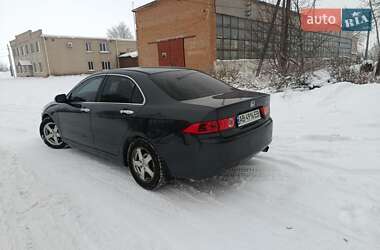 Седан Honda Accord 2004 в Погребище