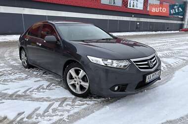 Седан Honda Accord 2011 в Киеве