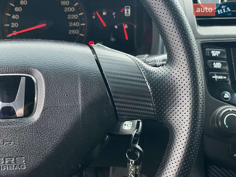 Седан Honda Accord 2003 в Киеве