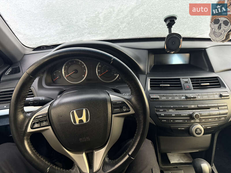 Купе Honda Accord 2008 в Киеве
