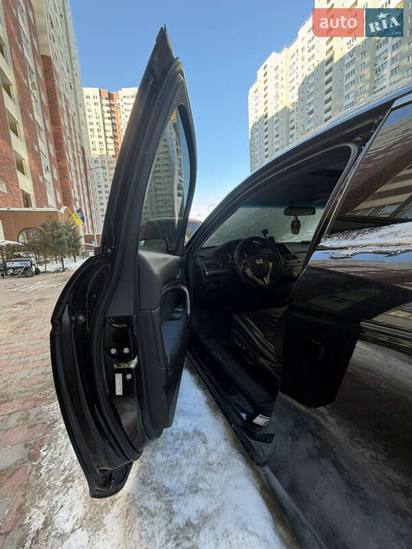 Купе Honda Accord 2008 в Киеве
